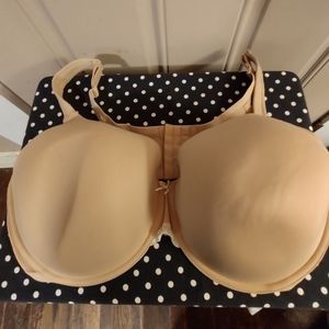Ladies brand new Cacique bra Lane Bryant.